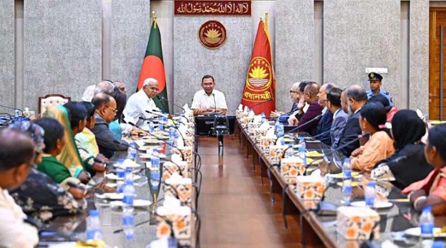 সবাই একটু এগিয়ে এলে বড় সমস্যার সমাধান সম্ভব: প্রধানমন্ত্রী