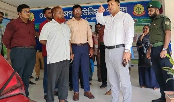 চাঁদপুর সদর ইউএনও'র রামপুর ইউনিয়ন পরিষদ পরিদর্শন
