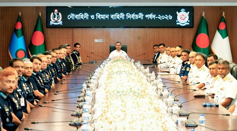 পদোন্নতিতে রাজনৈতিক মতাদর্শ নয়, দক্ষতা-সততাকে গুরুত্ব দেওয়ার নির্দেশ প্রধানমন্ত্রীর