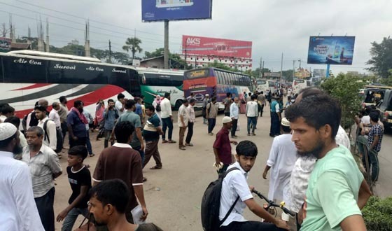 সাড়ে তিন ঘন্টা পর বরিশালের সব রুটে বাস চলাচল শুরু