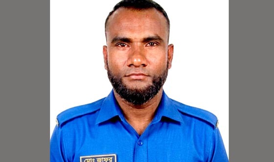 জালিয়াতি করে গ্রাম পুলিশে চাকরি অভিযোগের পরও ব্যবস্থা নেয়নি প্রশাসন