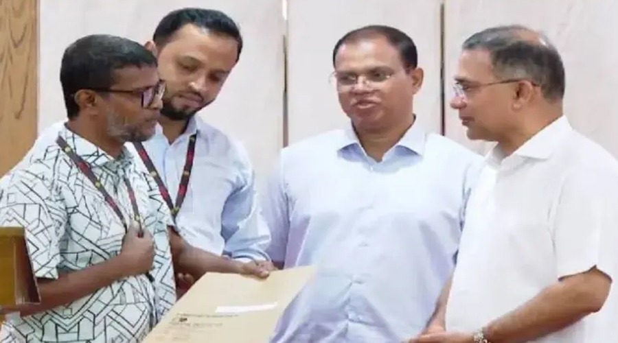 গুম-খুন ও শহীদ পরিবারের ৪৭ জনকে চাকরির নিয়োগপত্র দিলেন প্রধানমন্ত্রী