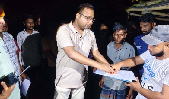 ধামইরহাটে গভীর রাতে মোবাইল কোর্টে ২ মাদকসেবীকে অর্থ ও কারাদন্ড প্রদান