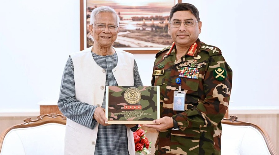 বিদায়ী সাক্ষাৎ প্রধান উপদেষ্টা ও সেনাপ্রধানের