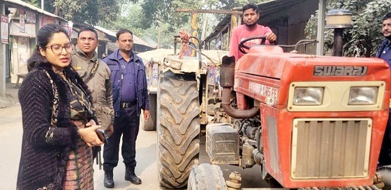 নীলফামারীতে বালু উত্তোলনের দায়ে ট্রাক্টর মালিকের জরিমানা