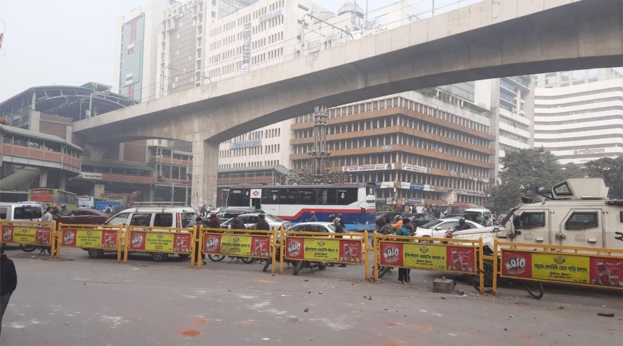 কারওয়ান বাজারে সংঘর্ষের পর সরল মোবাইল ব্যবসায়ীরা