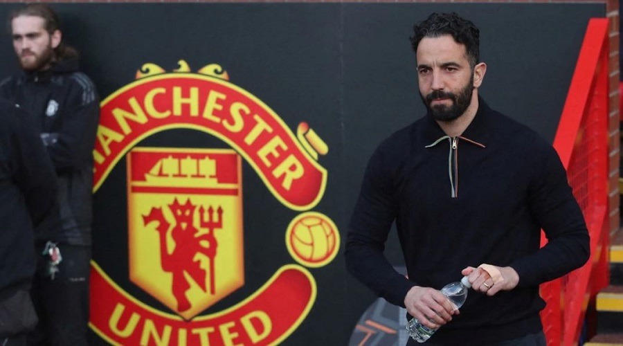 চাকরি হারালেন ম্যানইউ কোচ আমোরিম