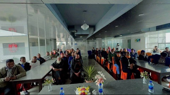 বেনাপোলে অবসরপ্রাপ্ত কর্মকর্তাদের সঙ্গে বিএনপির মনোনীত প্রার্থীর মতবিনিময়