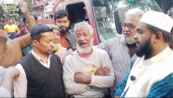 লক্ষ্ণীপুরের রামগঞ্জে আগুনে পুড়ে নিভে গেল শিশুর জীবন