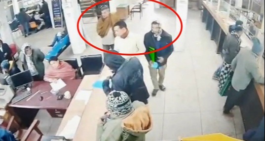 কালীগঞ্জ সোনালী ব্যাংকের থেকে টাকা চুরি