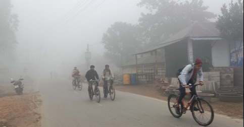 আটোয়ারীতে জেঁকে বসেছে শীত