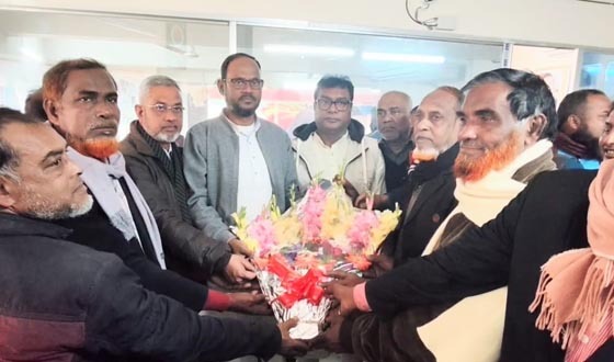 টাঙ্গাইলে জাতীয় পার্টির নেতাকর্মী বিএনপিতে যোগদান