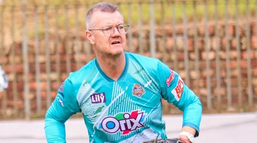 বিপিএল ছাড়লেন ঢাকার কোচ