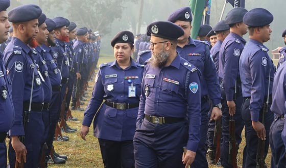 চাঁদপুর পুলিশের মাস্টার প্যারেড ও কীট প্যারেড অনুষ্ঠিত