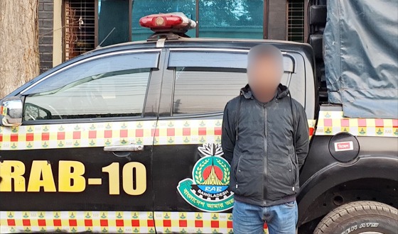 ফরিদপুরের কোতয়ালীতে ৬৫ বোতল ফেয়ারডিলসহ একজন মাদক ব্যবসায়ী গ্রেফতার