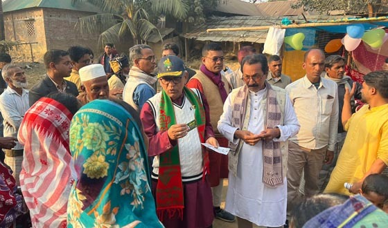 গণসংগ্রহ করেন ধানের শীষের প্রার্থী শরীফ উদ্দিন