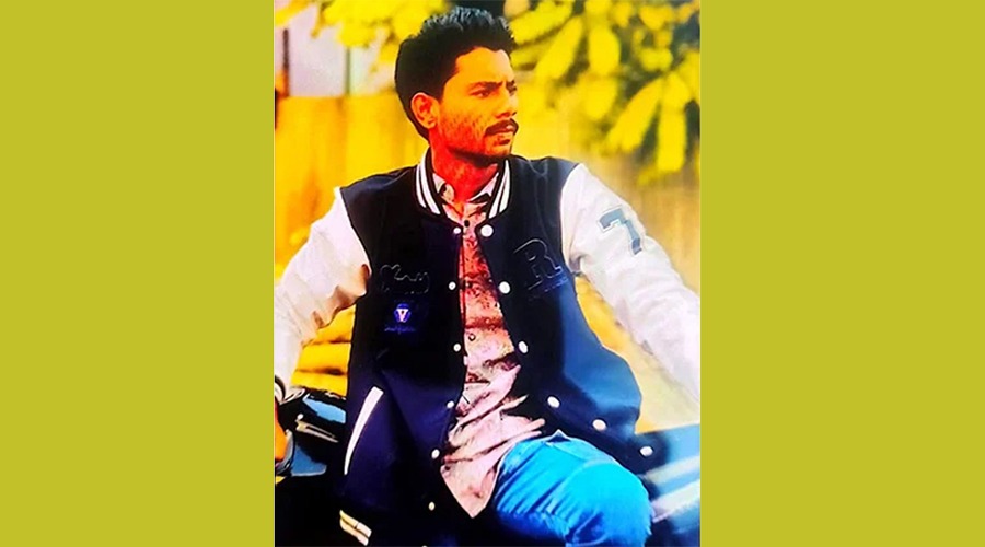 গভীর রাতে পুলিশ সদস্যকে কুপিয়ে পালালেন স্বেচ্ছাসেবক দলের নেতার ছেলে