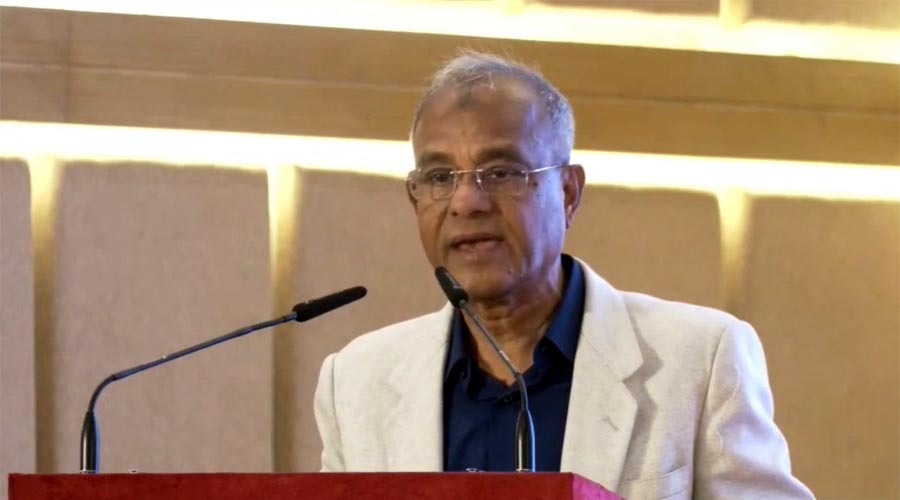 সাদ্দাম হোসেনের প্যারোলে মুক্তি ইস্যুতে স্বরাষ্ট্র উপদেষ্টার নীরবতা