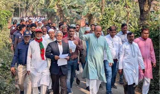 ঐক্যের বার্তা নিয়ে ভোটারদের দ্বারে আসলাম চৌধুরী