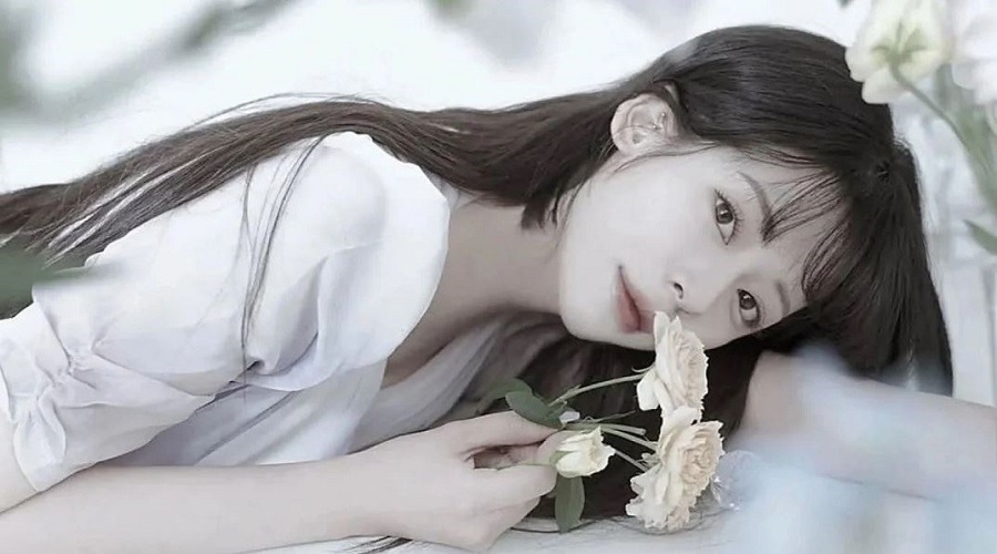 মারা গেছেন দ. কোরিয়ার জনপ্রিয় গায়িকা মো সু-জিন