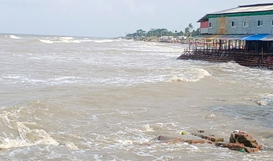 কুয়াকাটা সৈকত রক্ষায় স্থায়ী প্রতিরক্ষা প্রকল্প বাস্তবায়ন অনিশ্চিত