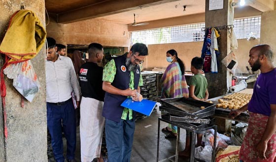 রাজশাহীতে বিএসটিআই’র অনুমোদনহীন ২টি বেকারীকে জরিমানা