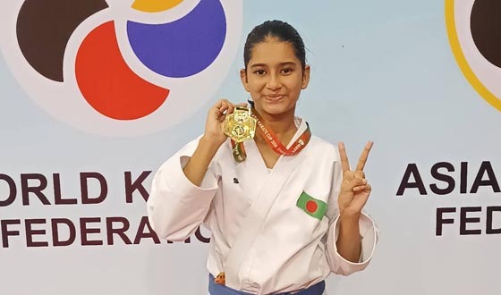 সাউথ এশিয়ান কারাতে চ্যাম্পিয়নশিপে স্বর্ণ জিতল কক্সবাজারের মনিষা