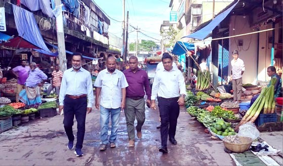শ্রীমঙ্গল পৌরসভার নতুন বাজার পরিদর্শনে পৌর প্রশাসক