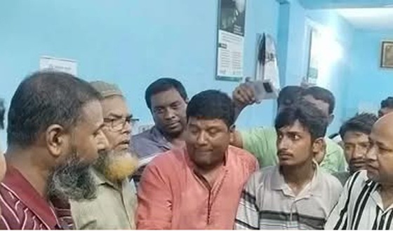 সাদুল্লাপুরে ইসলামী ব্যাংকে সোয়া ২ কোটি টাকা আত্মসাৎ
