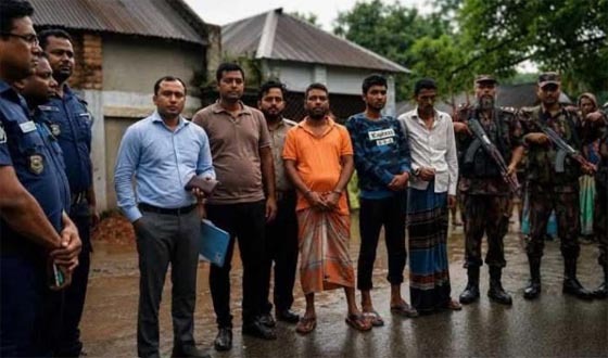দৌলতপুরে মাদকের বিরুদ্ধে সাঁড়াশি অভিযান, ইয়াবাসহ আটক ৪