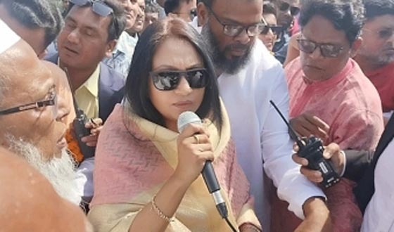 কলম্বোতে দক্ষিণ এশীয় শিশু সুরক্ষা সম্মেলনে যোগ দিতে পৌঁছেছেন প্রতিমন্ত্রী পুতুল