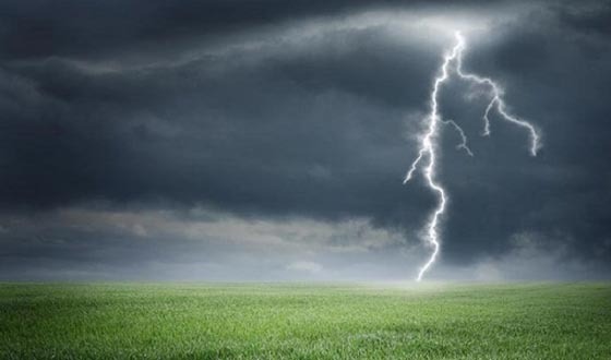 শৈলকুপায় বজ্রপাতে ২ কৃষকের মৃত্যু, আহত ২