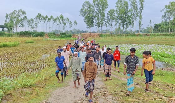 কুড়িগ্রামে একটি ব্রিজের অভাবে ৩০ হাজার মানুষের দুর্ভোগ