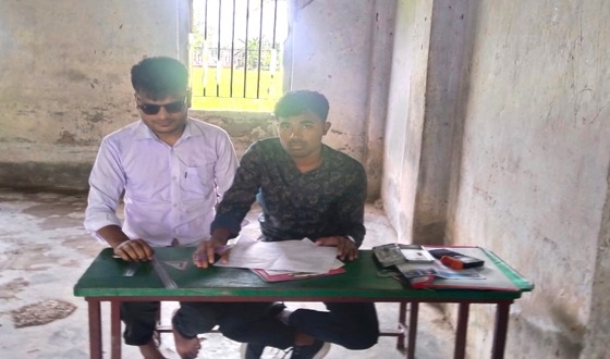 রাজারহাটে দৃষ্টি প্রতিবন্ধী মেহেদির এসএসসি পরীক্ষায় অংশগ্রহণ