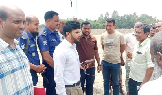 মান্দায় অবৈধভাবে মাটি কাটায় জরিমানা