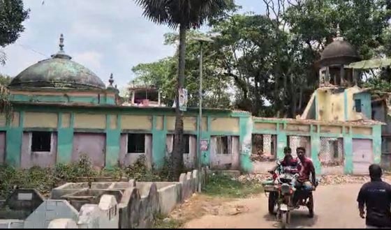 চাঁদপুরে ৫০০ বছরের পুরোনো মসজিদ রক্ষার দাবি