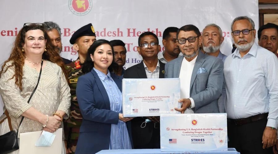 ডেঙ্গু মোকাবিলায় বাংলাদেশকে ৫ লাখ টেস্ট কিট দিলো যুক্তরাষ্ট্র