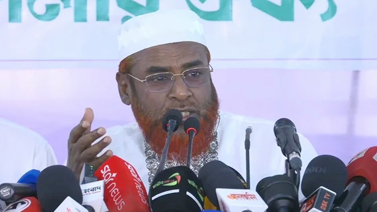 আখতারুজ্জামানকে রিমান্ড দেওয়া ন্যাক্কারজনক : গোলাম পরওয়ার