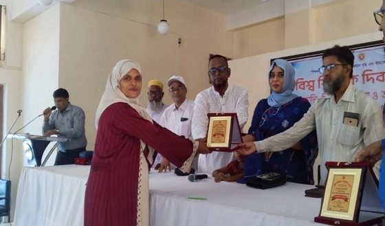 কুড়িগ্রামের রাজারহাটে বিশ্ব শিক্ষক দিবস পালিত, সংবর্ধনা