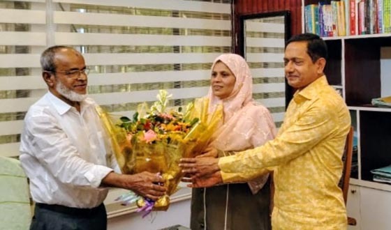 চাঁদপুর জেলা পরিষদ কার্যালয় পরিদর্শন করলেন স্থানীয় সরকার পরিচালক