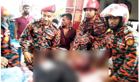 চরভদ্রাসনে অটোবাইক ও মোটরসাইকেলের মুখোমুখি সংঘর্ষ, আহত ৫