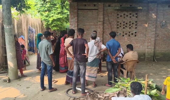 শৈলকুপায় কৃষকের বাড়িতে ডাকাতি