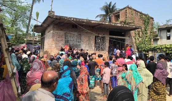 মেহেরপুরে ছেলের হাসুয়ার কোপে বাবা খুন