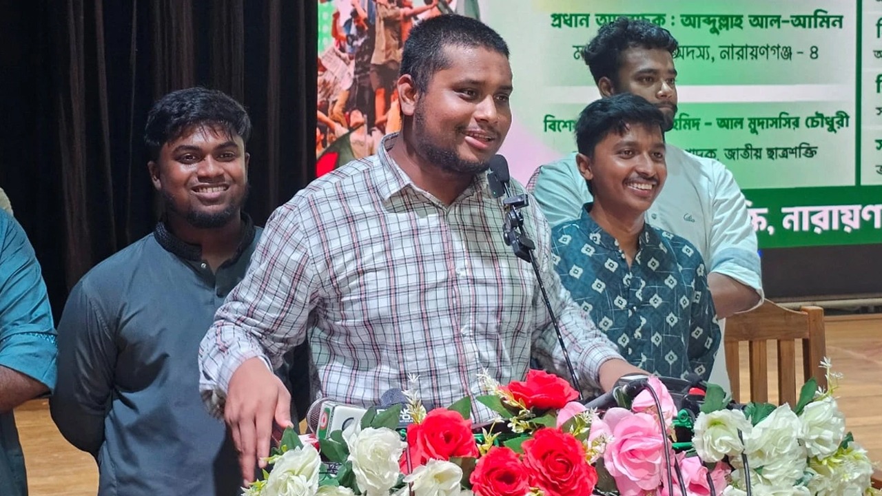 বিধবা কার্ড দেওয়া হলে এমপির বউ সবার আগে পাবে: হাসনাত আবদুল্লাহ