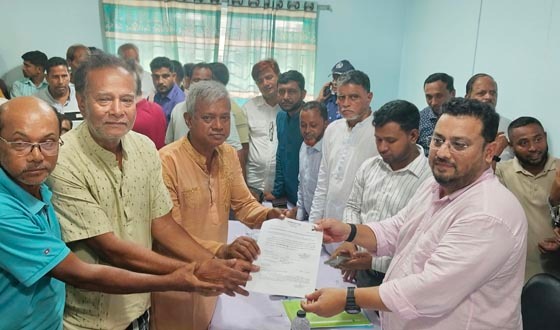 আমরা সবাই বাংলাদেশী, এখানে ধর্মীয় বিভাজনের কোন সুযোগ নেই