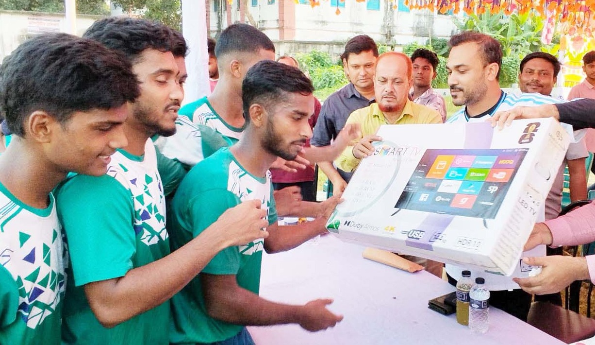 কালীগঞ্জে মাদকবিরোধী মিনিবার ফুটবল টুর্নামেন্ট অনুষ্ঠিত