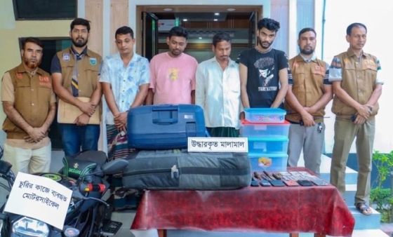 রাজশাহীতে ক্রিকেটারদের লাগেজ চুরির ঘটনায় গ্রেপ্তার ৪