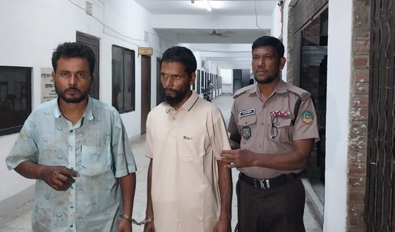 অবৈধ অনুপ্রবেশের মামলায় দুই ভারতীয় নাগরিক কারাগারে, জামিন নামঞ্জুর