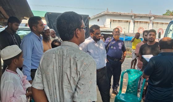 গোমস্তাপুরে অবৈধভাবে সার পরিবহনের অভিযোগে অর্থদণ্ড