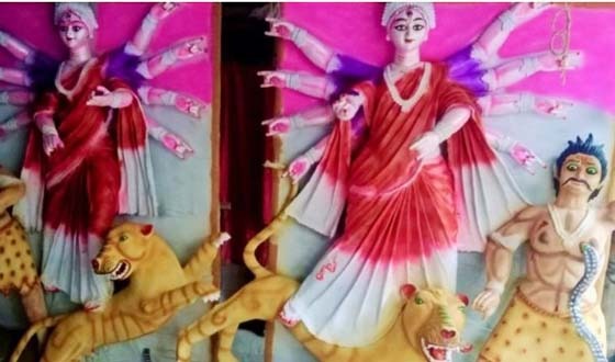 দিঘলিয়ায় শুক্রবার ষষ্ঠীপূজার মধ্য দিয়ে শুরু শারদীয় দুর্গোৎসব